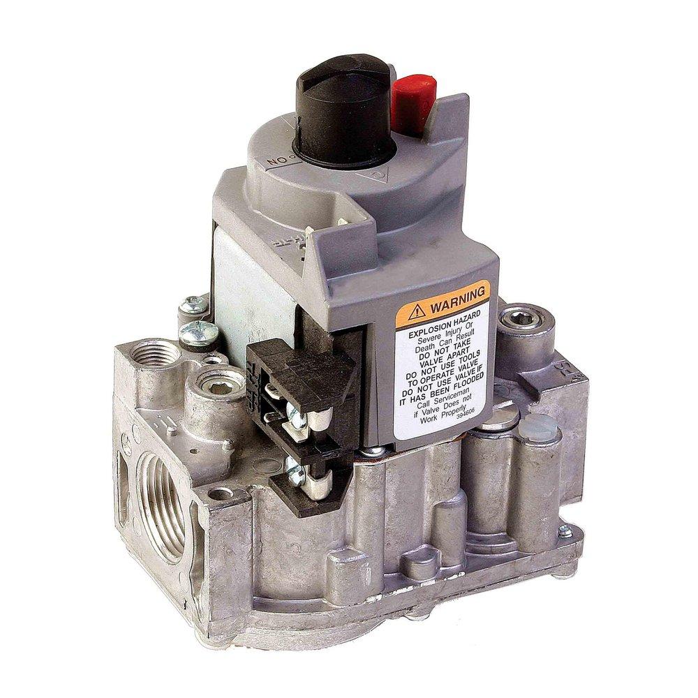 Resideo VR8300A3500 VR8300 Series Single Stage Standard Opening 1/2 in Inlet x 3/4 in Outlet Compact Standing Pilot Gas Valve - 24V