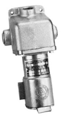 Appleton CPH3023BC 30 Amp 600 VAC 3-Pole 2-Wire Copper Free Aluminum Pin and Sleeve Plug