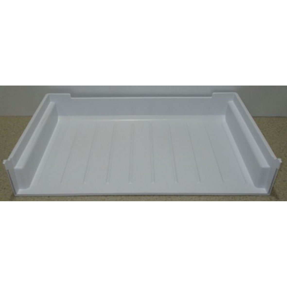 BLOMBERG 5755820100 BULK STORAGE CONTAINERS