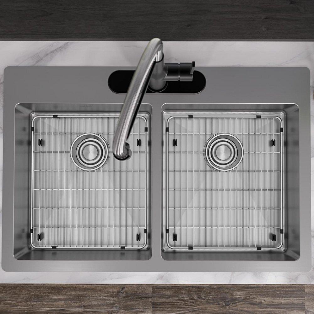 Elkay ECTSRAD33226TBG3 Crosstown 33 x 22 in. 3 Hole Dual Mount Kitchen Sink