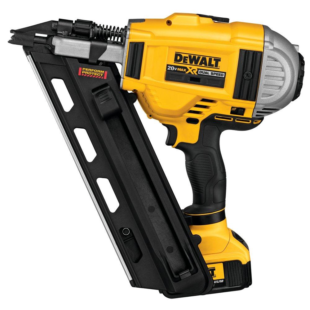 DeWalt DCN692M1 20 V Max Cordless 30 Paper Collated Framing Nailer Kit