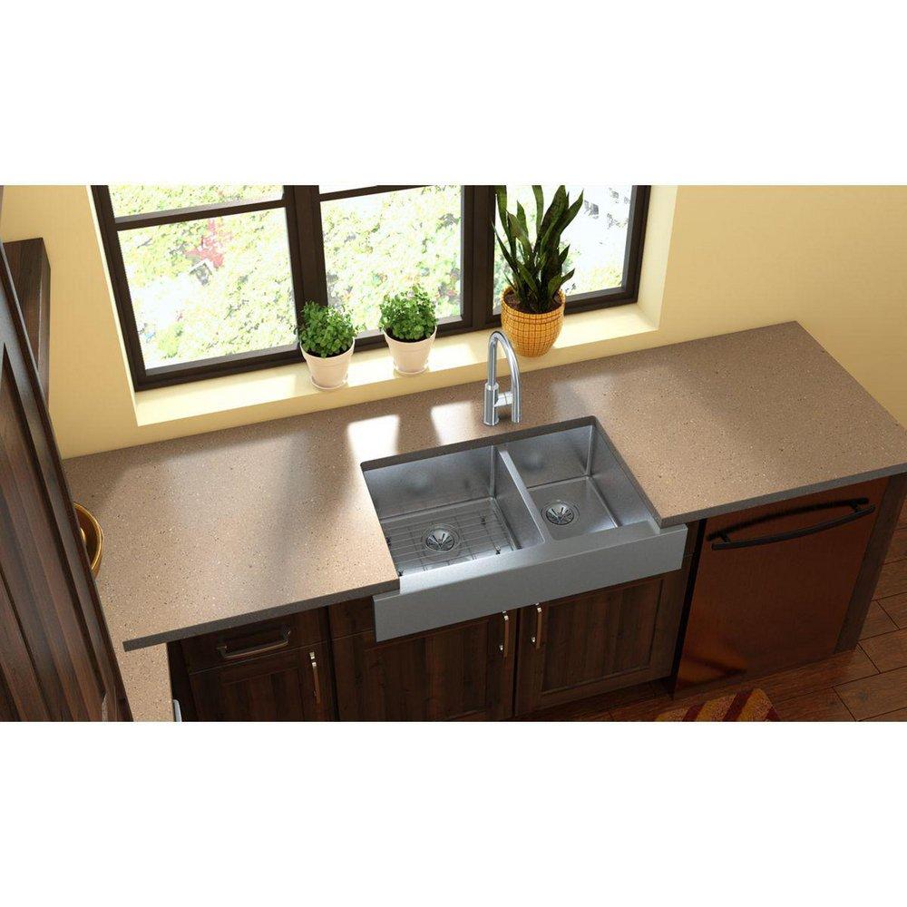 Elkay ECTRUF32179R Crosstown 18 Gauge Stainless Steel 35-7/8 x 20-1/4 x 9, 60/40 Double Bowl Farmhouse Sink