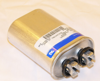 Service First CPT0120 Run Capacitor 7.5 MFD 370V Single Oval D312907