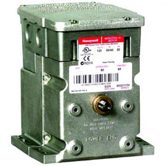 Honeywell M7274Q1009 24V Non-Spring Return Foot Mounted Actuator w/ 2 Internal Aux. Switches, 75 lb-in.