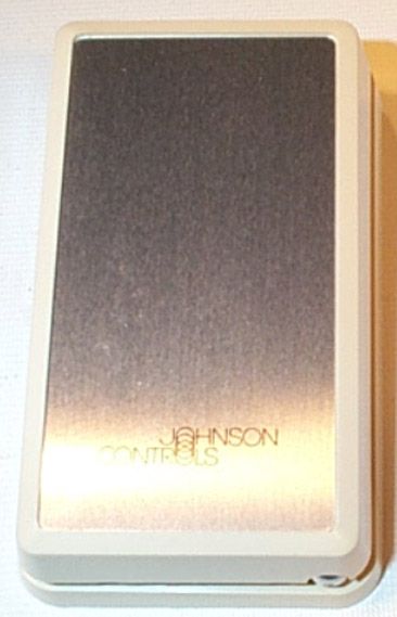 JOHNSON CONTROLS T-4600-1 NON PROGRAMMABLE THERMOSTATS