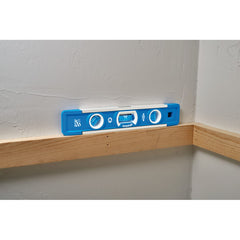 Milwaukee EM81.9 Empire EM81.9 9 Magnetic Torpedo Level