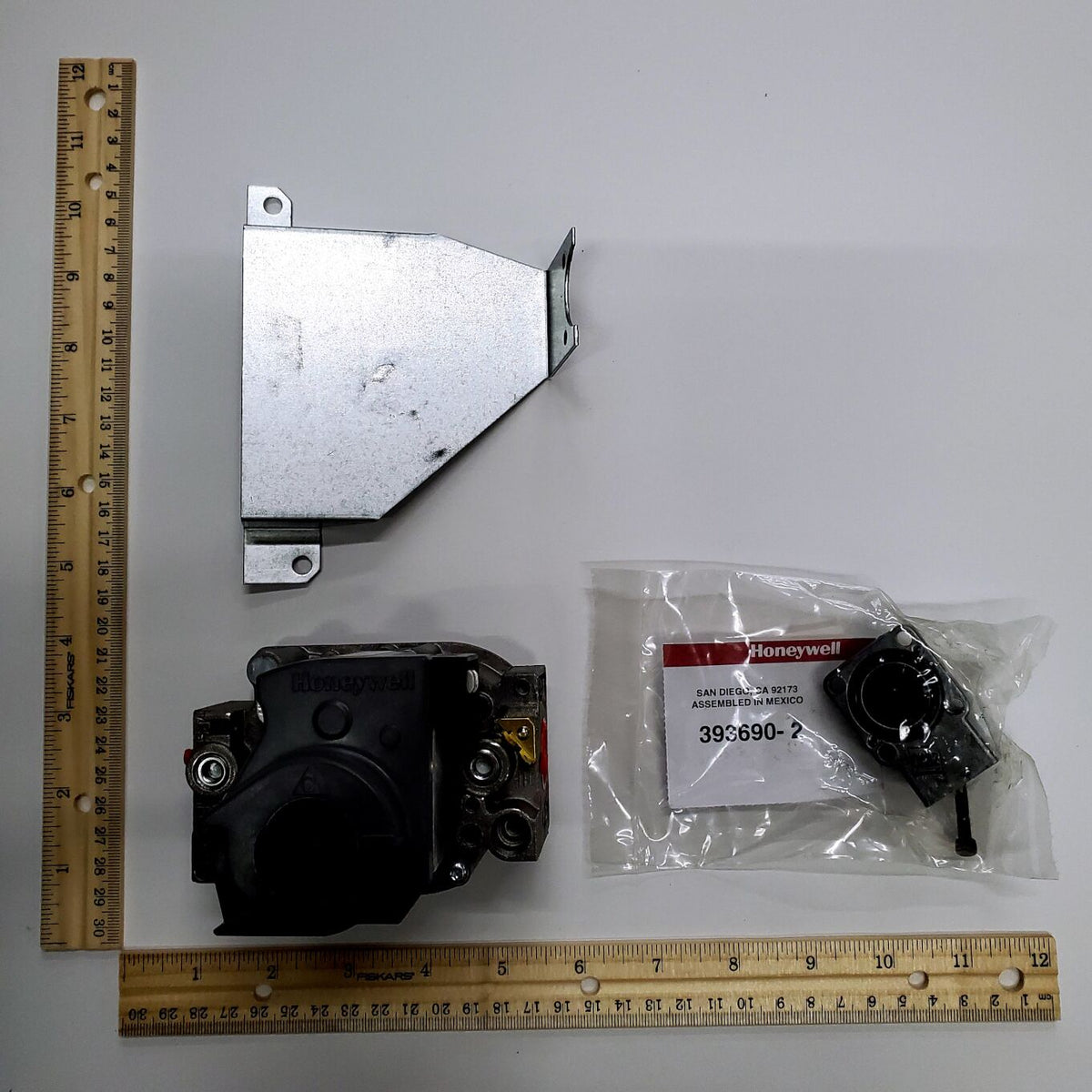 Nortek Global HVAC 903596 Kit, Conversion, HNYWL Gas Valve