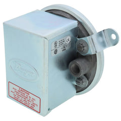 Dwyer 1910-1 Compact Low Differential Pressure Switch 120/125/250/480V