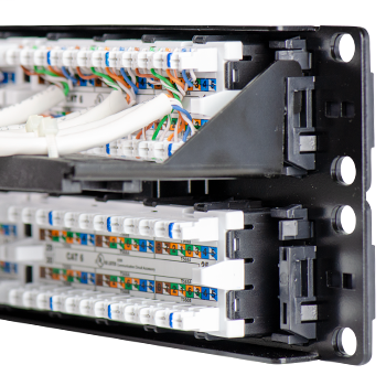 PASS & SEYMOUR Pass & Seymour 48845-CC6 48 Port Cat 6 Universal Rack-Mount Patch Panel (48 Port)