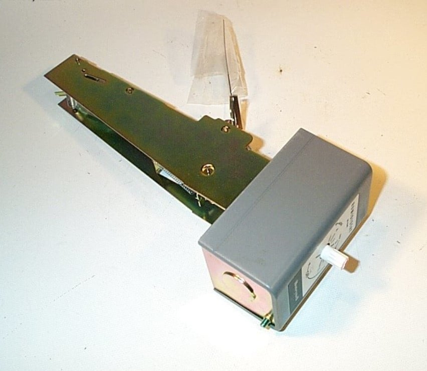 HONEYWELL H49B1017 HUMIDIFIER CONTROLS