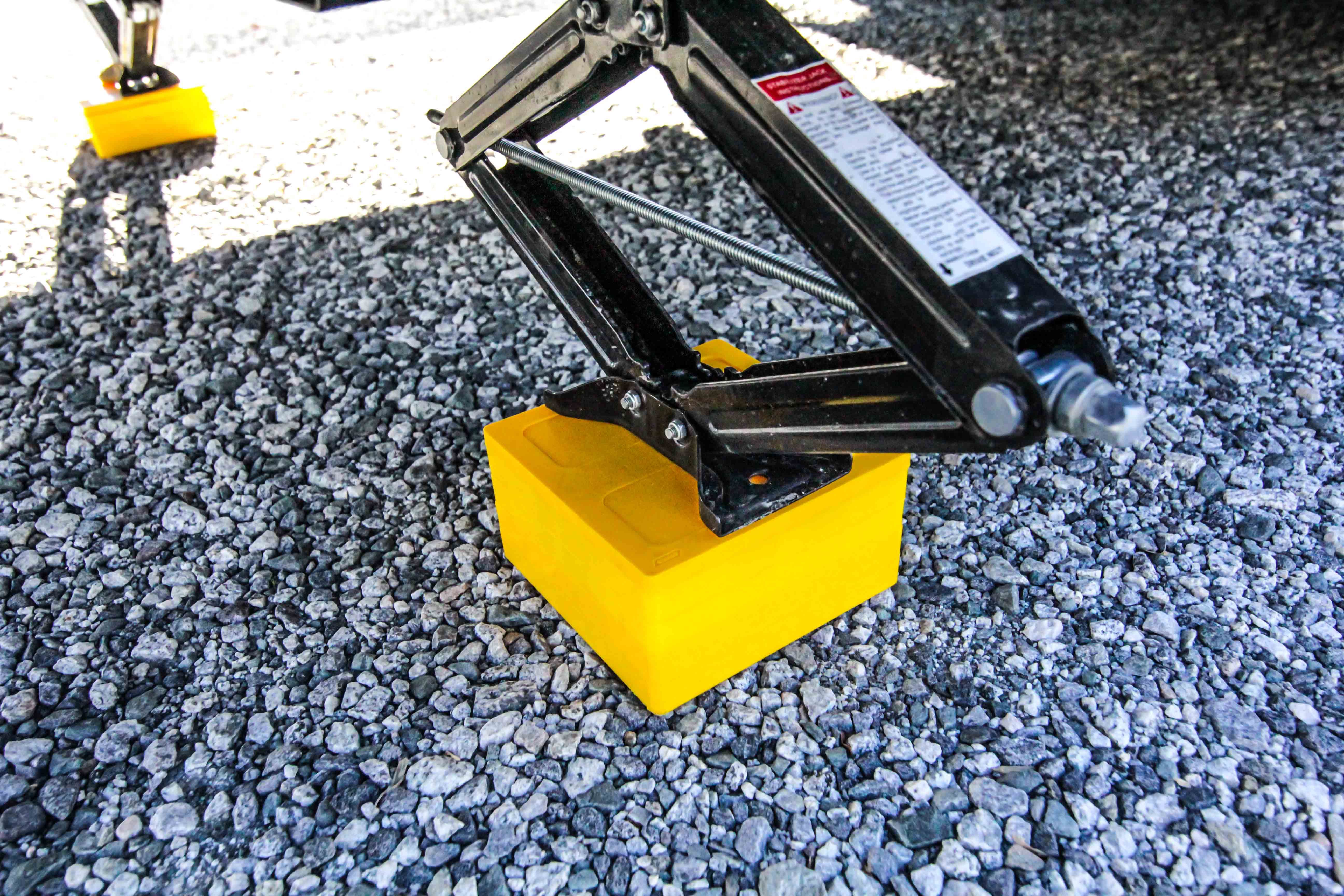CAMCO Camco 44500 Rv Leveling Block Cap 4-pack Jack Pad