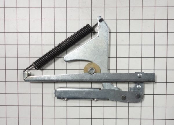 WHIRLPOOL 74011142 HINGES, LATCHES, MOUNTING BRACKETS, CLIPS