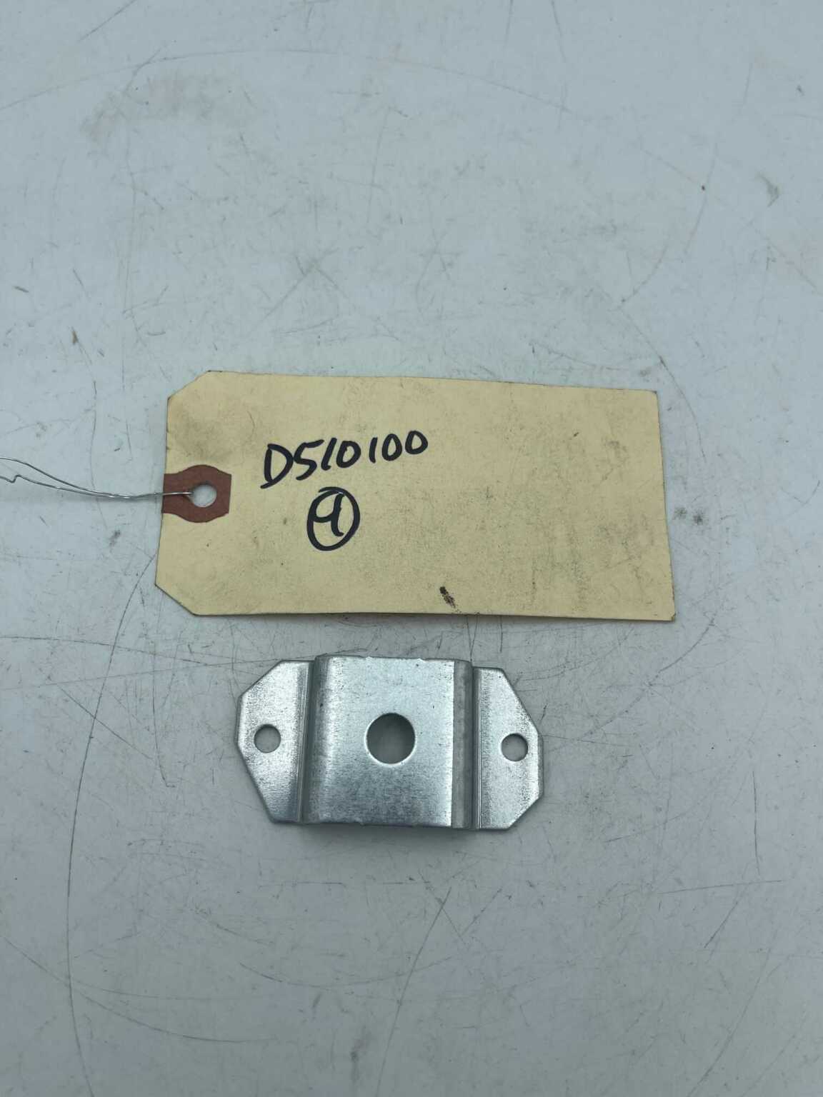 SPEED QUEEN D510100 DUCT BRACKETS
