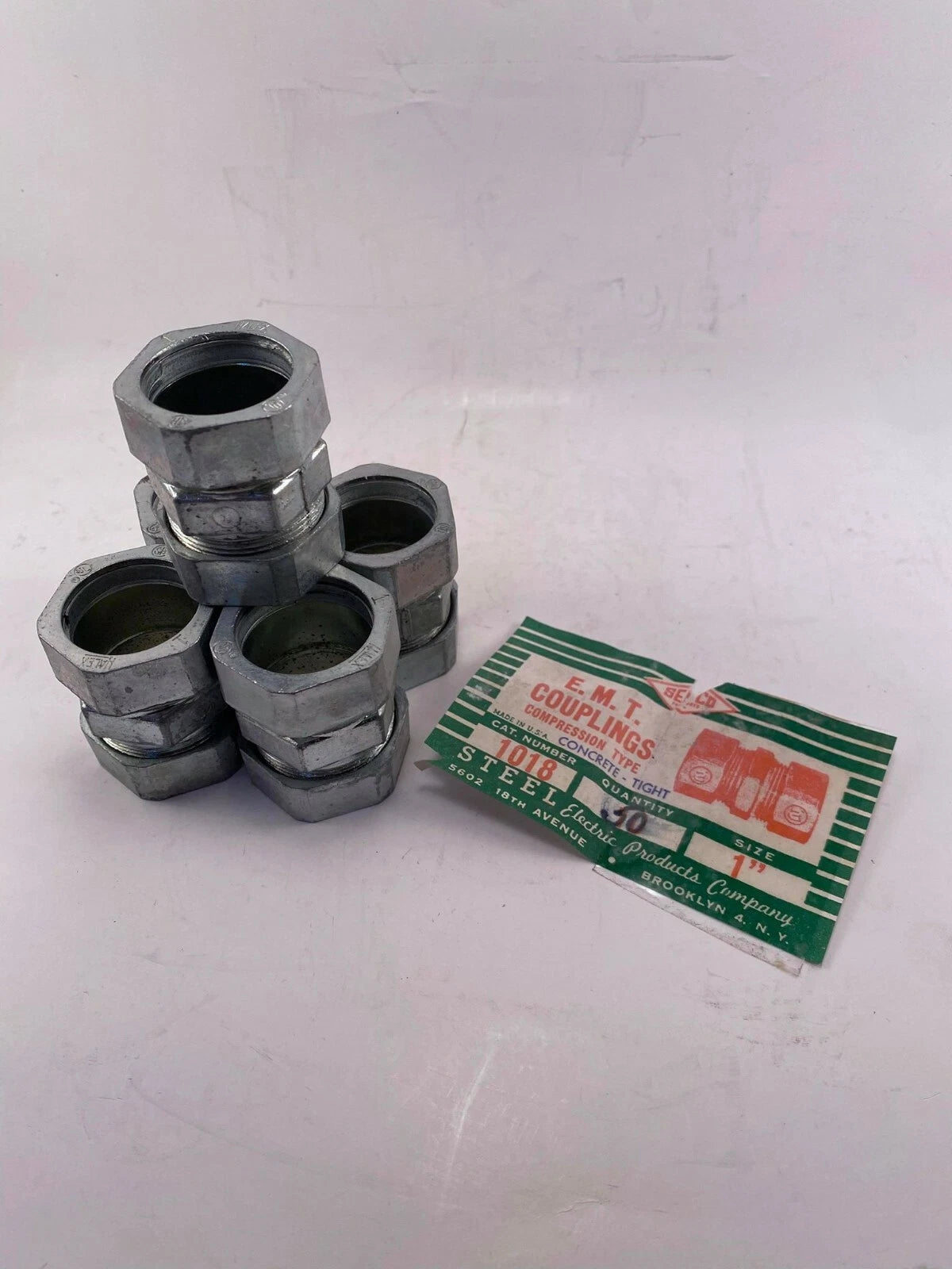 COUPLINGS COMPANY 1018 GAS VALVES