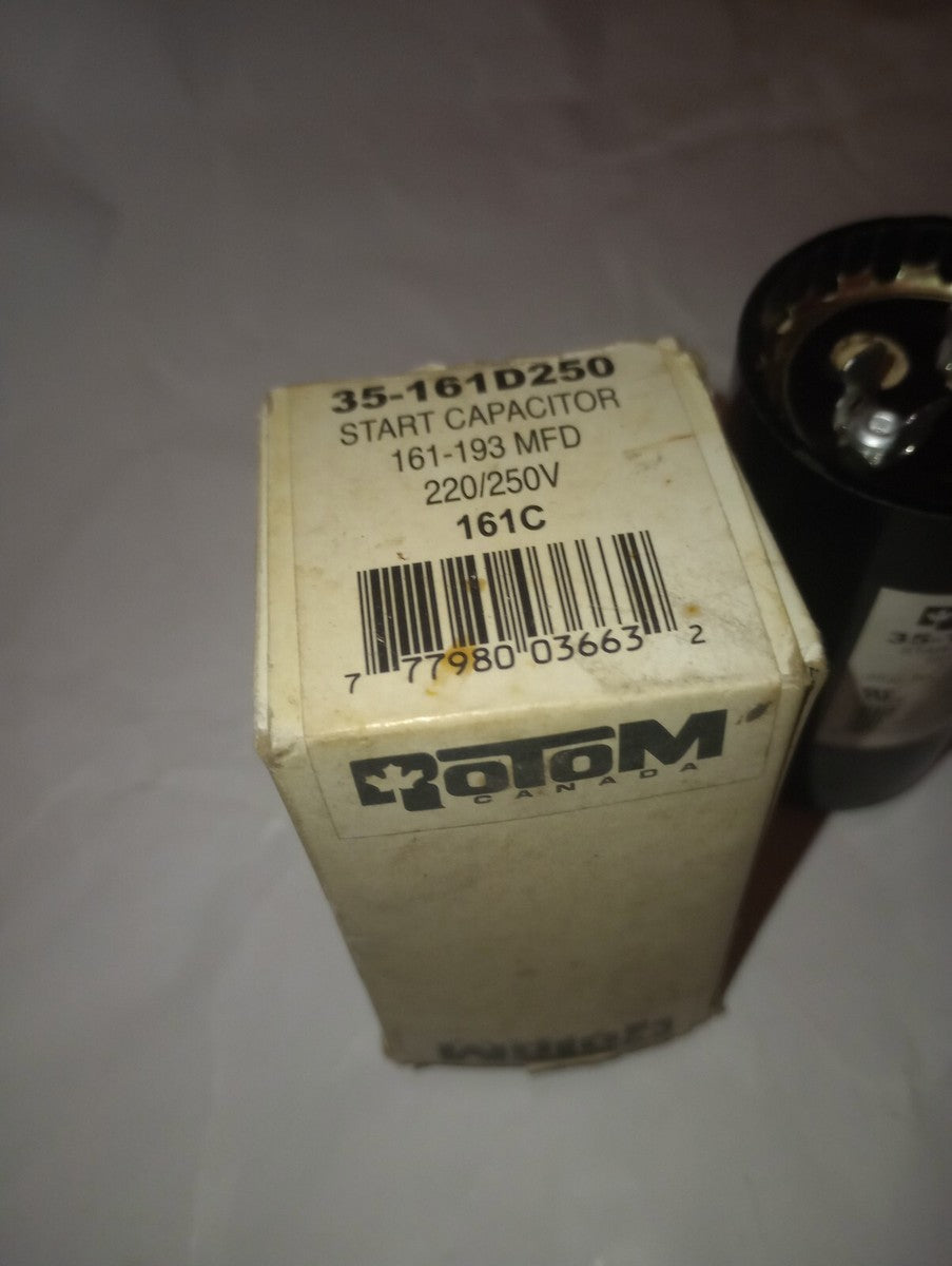 228669088.jpg