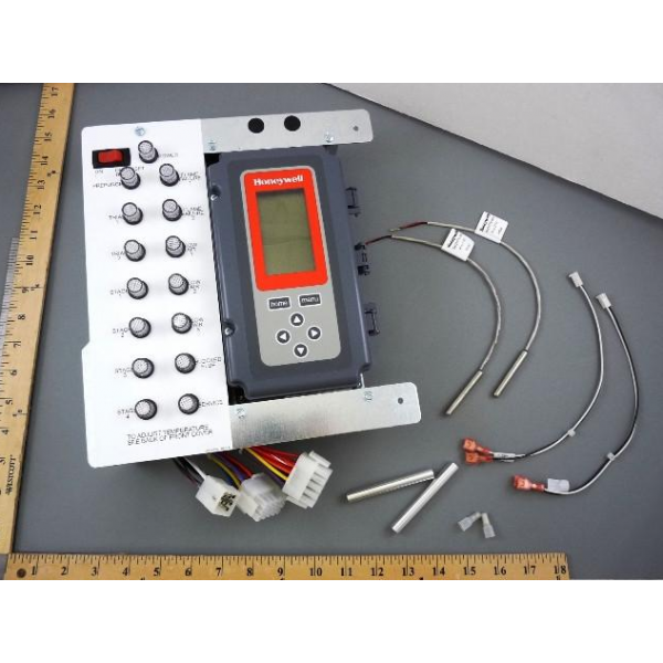 Lochinvar & A.O. Smith 100164435 - ELECTRONIC THERMOSTAT for Precise Temperature Control