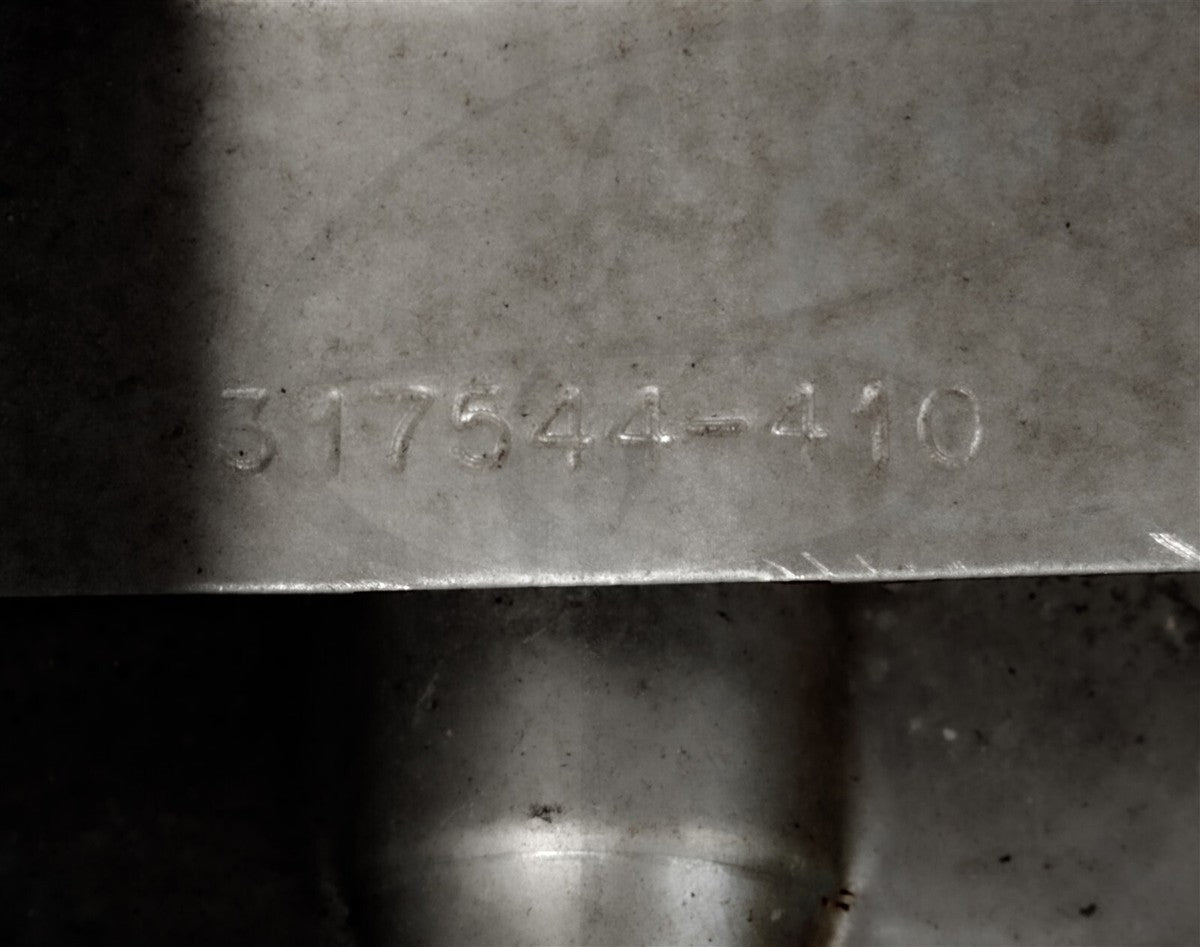 245763552.jpg