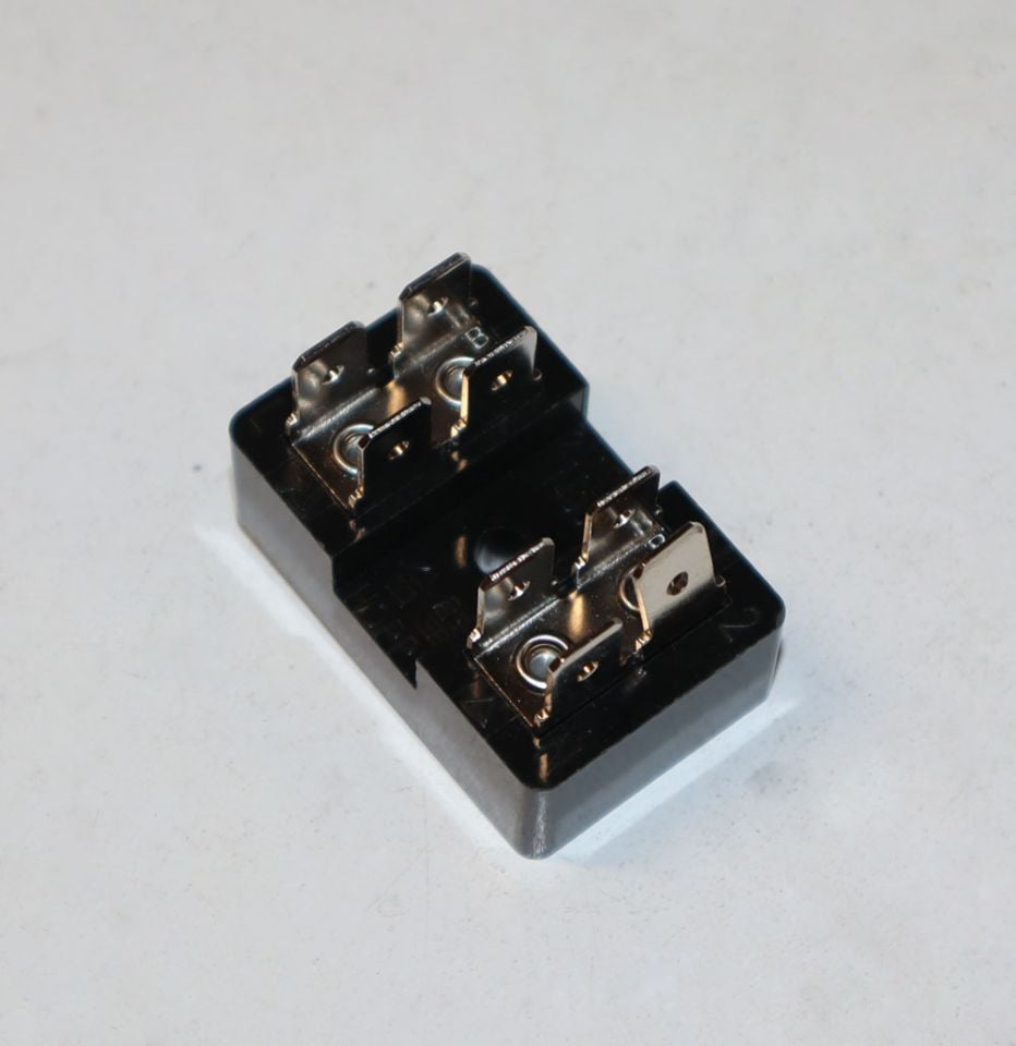 245921576.jpg
