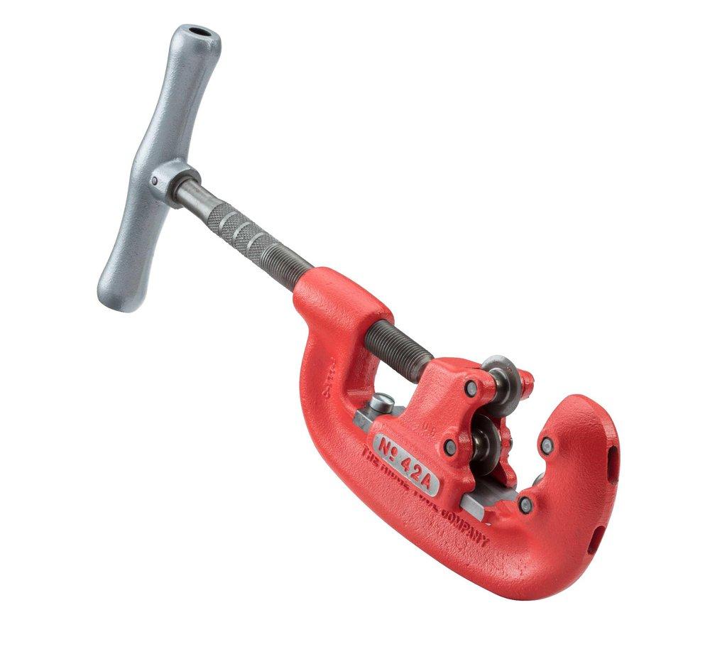 Ridgid 32870 Model 42-A Heavy Duty 4-Wheel Pipe Cutter 3 or 4 Inch to 2 Inch Silver/Red Small