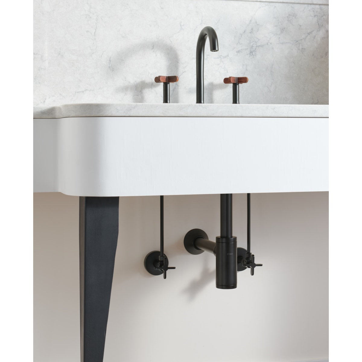 278117873.jpg