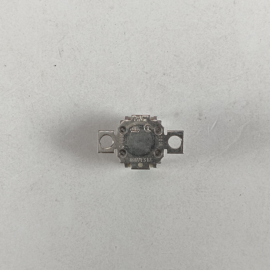 298080825.jpg