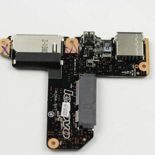 298687643.jpg