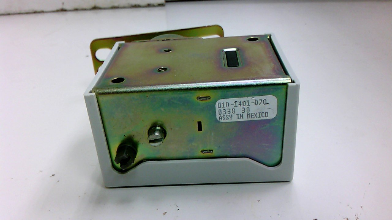 305527096.jpg