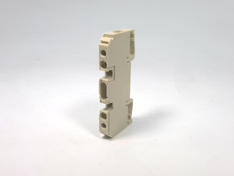 305961816.jpg