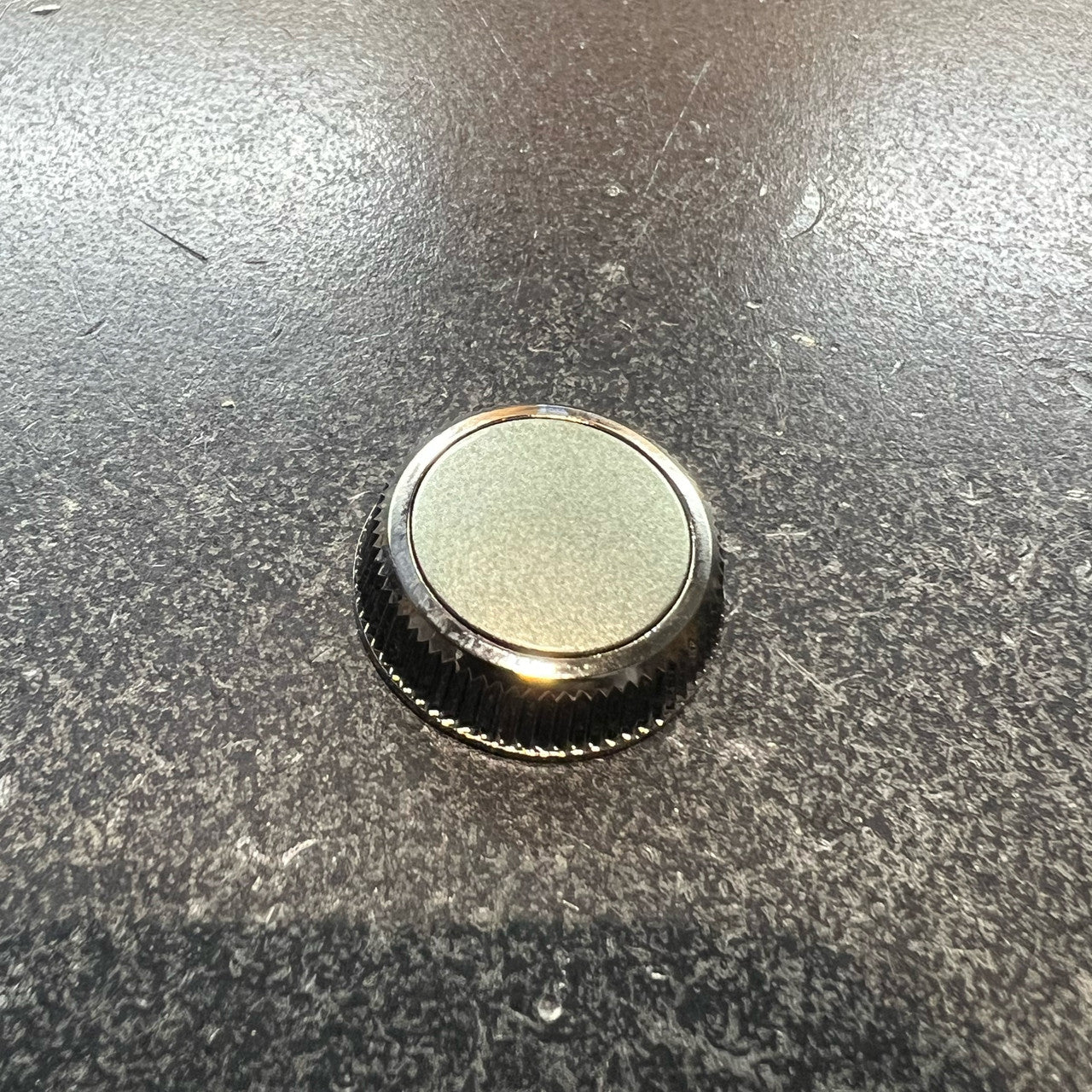 307148082.jpg