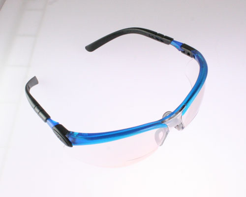 3M 3M 11473-00000-20 BX Reader Protective Eyewear 1.5 Diopter (One Size)