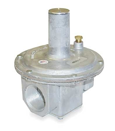 Maxitrol RV61-1-1/4 1-1/4 Straight-Thru-Flow Gas Regulator 1 psi Inlet Pressure 2,500,000 Btu