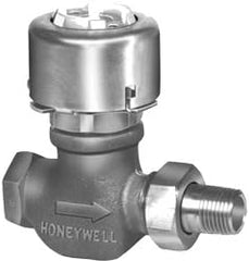 Honeywell VP525C1057 3/4 Inch NPT Angle Male Union Pneumatic Integral Valve w/Spring