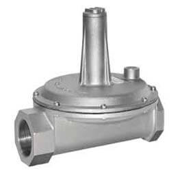 Maxitrol 325-9L210E-1-1/2 Pressure Regulator with Overpressure Protection