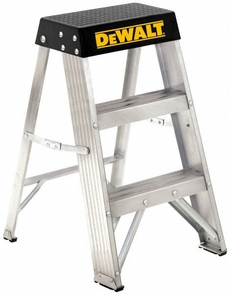 DEWALT Dewalt DXL2010-02 Aluminum Step Stool Type Ia 1 Step
