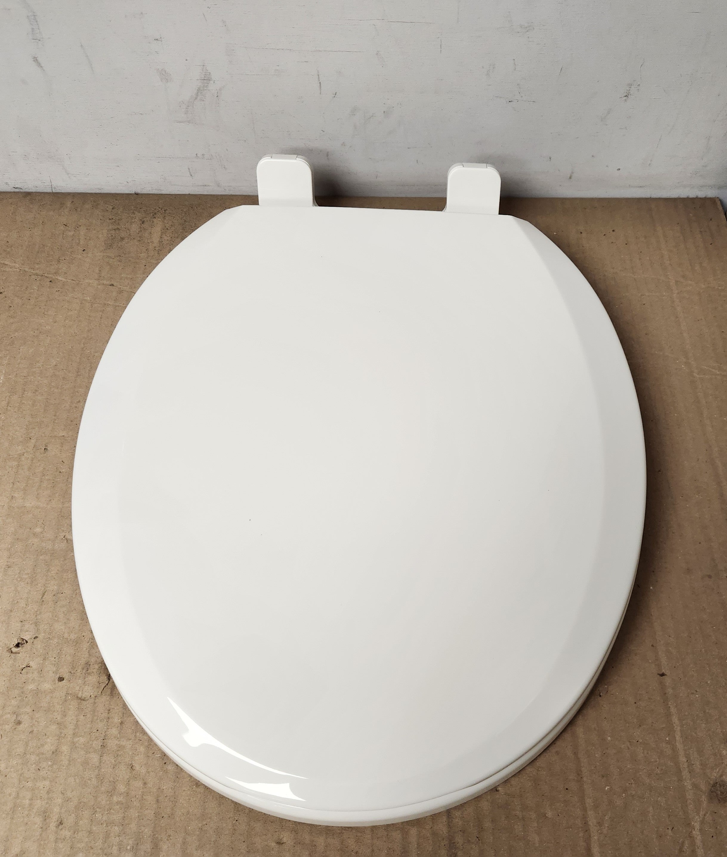 American Standard 5259B65BL.020 Mainstream Round Front Slow Close Toilet Seat, White