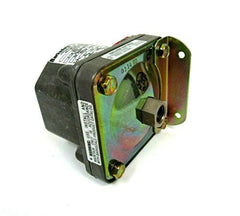 Barksdale D1H-H18SS Pressure Vacuum Actuated Switch 10A Adjust Range 0.4-18 PSI Diaphragm Pressure Proof Press 60 PSI