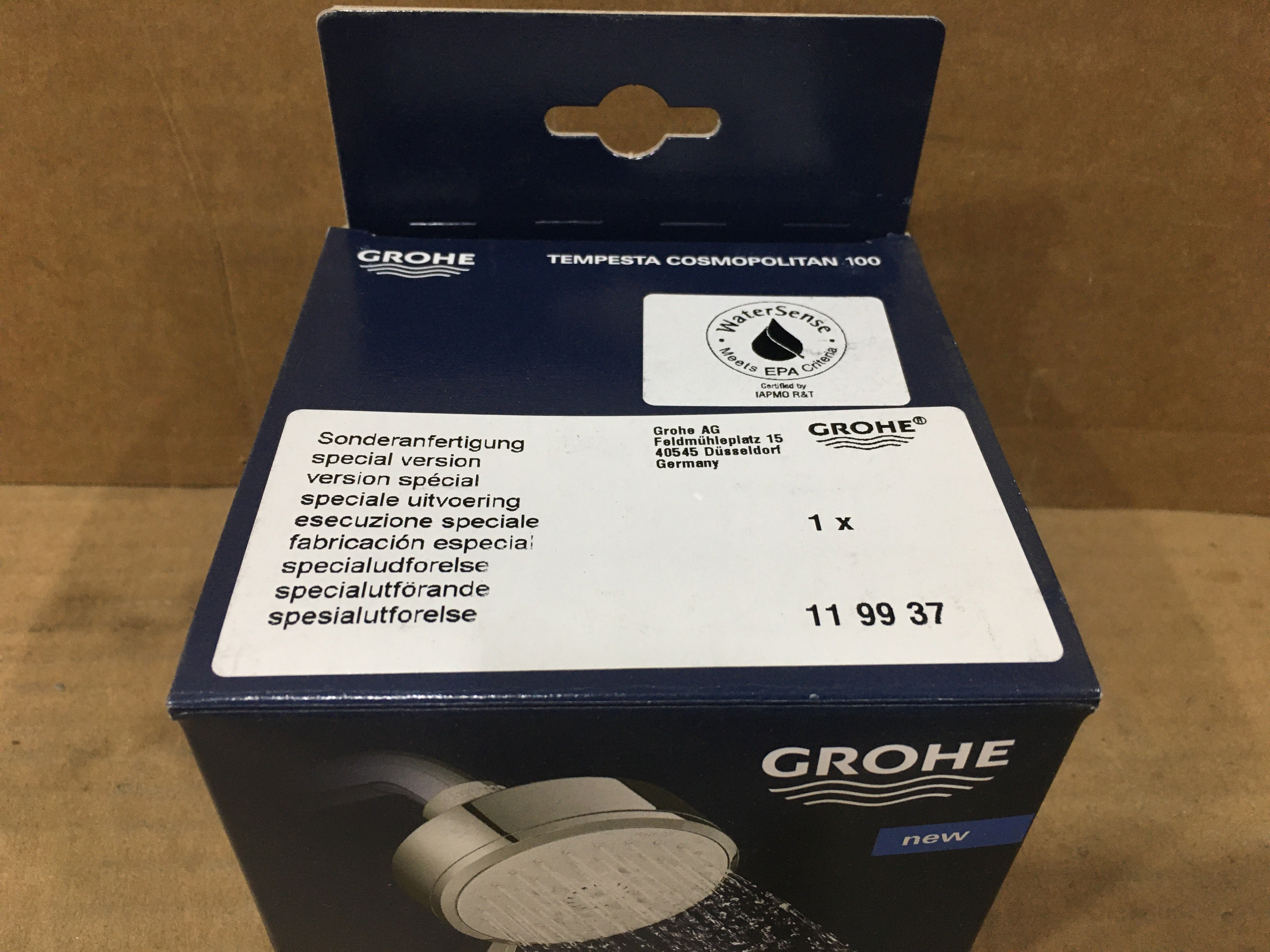 GROHE 119937 4 Spray Tempesta Cosmopolitan 100 Shower Head Black