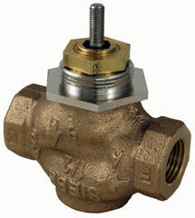 Schneider Electric VB-7213-0-4-10 Series Vb-7000 Two-Way Globe Valve Body, Npt Threaded Straight Pipe End Connection, Stem Up Open, Brass Plug, 1-1/2 Port Size