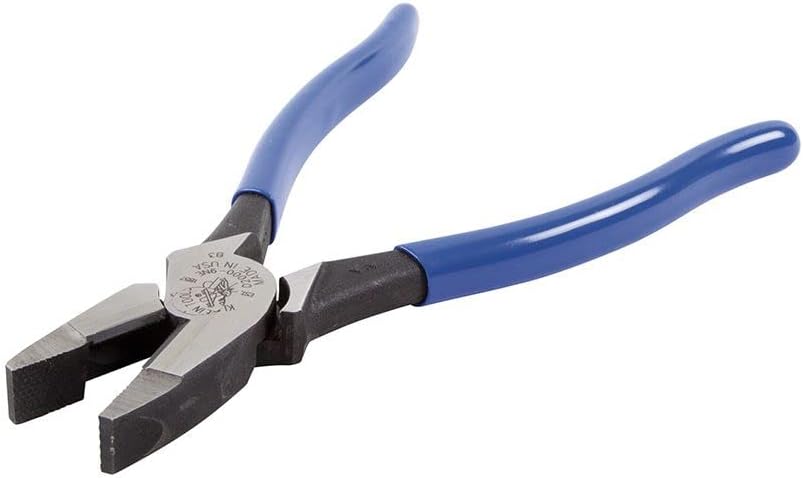 Klein Tools D2000-9NE Side Cutter Linemans Pliers Cut ACSR, Screws, Nails, Hard Wire, 9-Inch