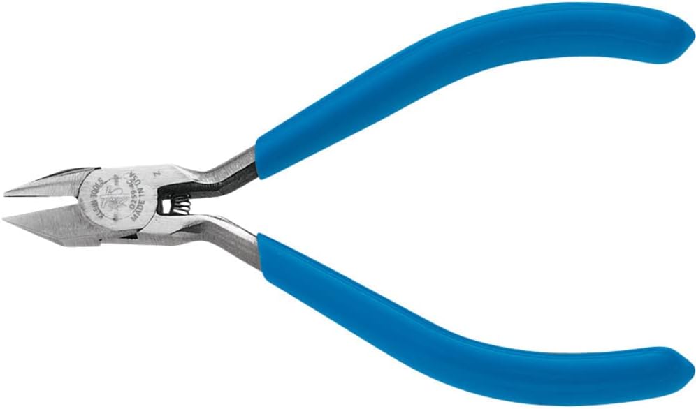 Klein Tools D259-4C Diagonal Cutting Pliers Pointed Nose Extra-Narrow Jaw 4-Inch