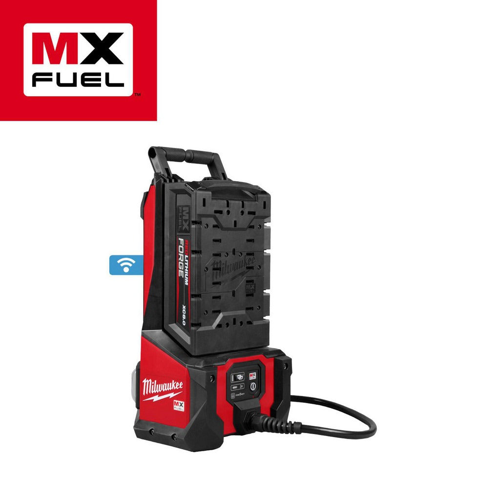 MILWAUKEE Milwaukee Tool MXF372-2XC Cordless Concrete Vibrator Kit