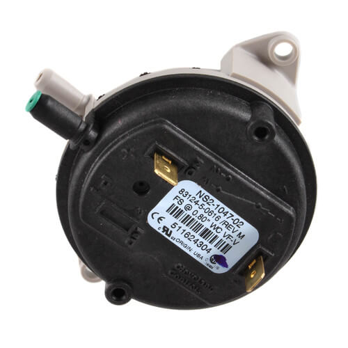 Weil-McLain 511-624-304 Pressure Switch for CGi-6 or 8 Series 2 Boiler