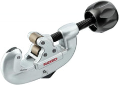 RIDGID 32915 Screw Feed Tubing Cutter 1/8 to 1 inch Capacity Includes Fold-Away Reamer