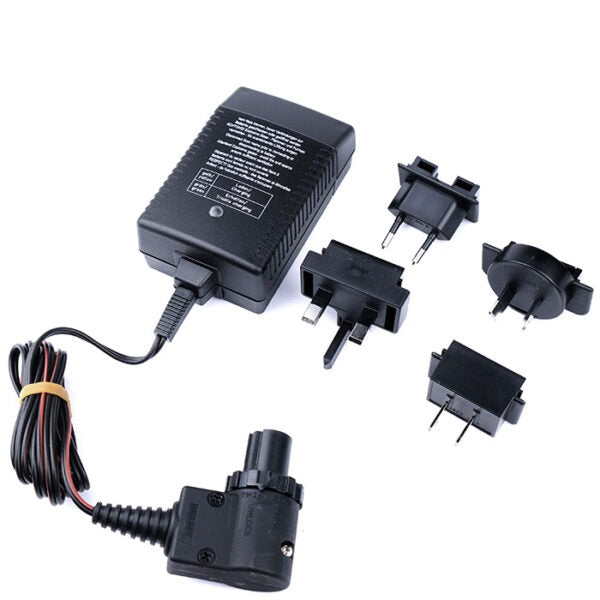 PELICAN Pelican 9438B Universal Charger 110/220 VAC (1 Pack) 094300-3351-000