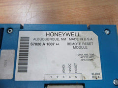 Honeywell S7820A1007 Remote Reset Module 5-Wire Connector