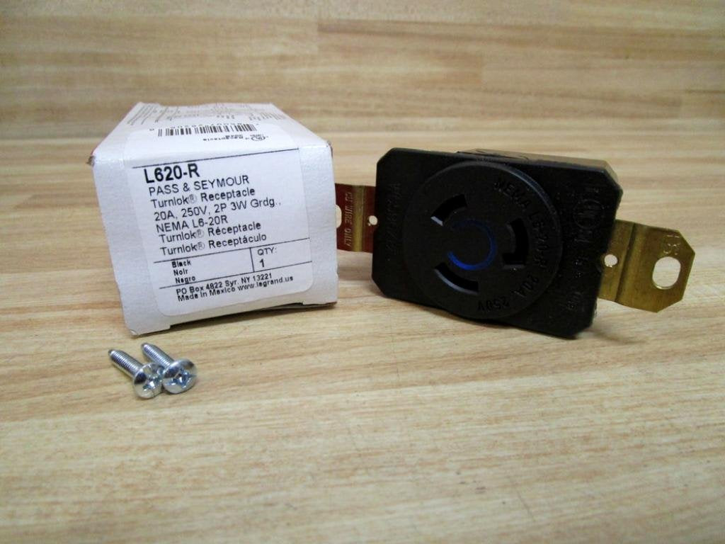 Pass & Seymour L620-R Turnlok Single Receptacle 20 Amp 250 Volt AC NEMA L6-20R