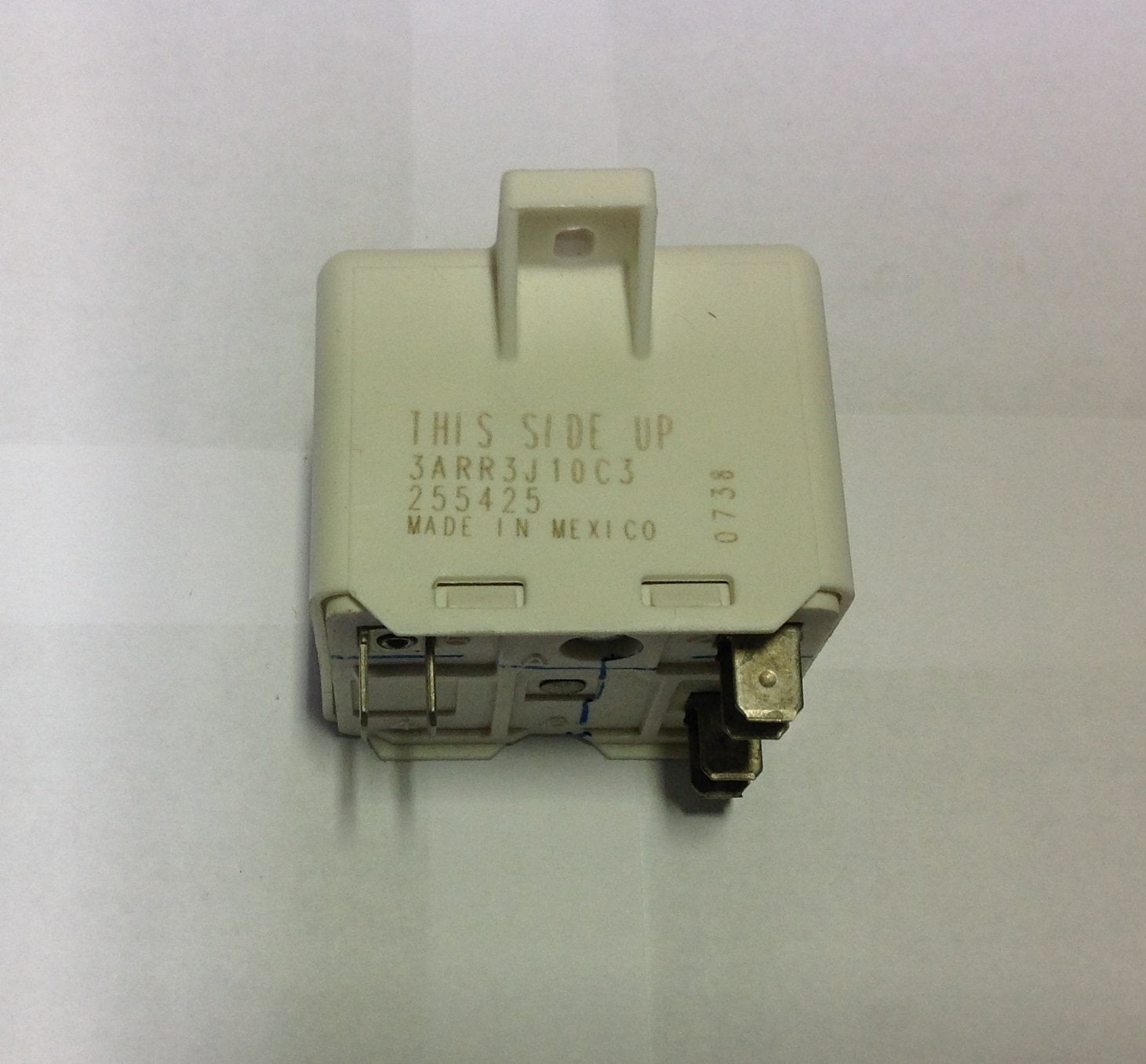 York S1-024-35611-000 Start Relay 375V 60Hz