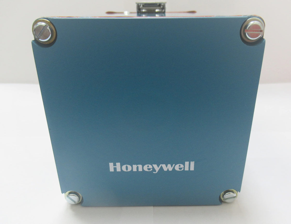 Honeywell C7076A1007 Ultraviolet Flame Detector 1 in. NPT NEMA 4