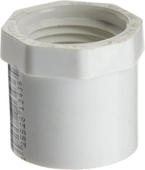 LASCO 438-101 Reducing Bushing 3/4 Inch Spigot x 1/2 Inch FPT 480 PSI Lead-Free Type 1 PVC