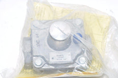 Maxitrol RV47L-1/2 Gas Pressure Regulator 125000 BTU